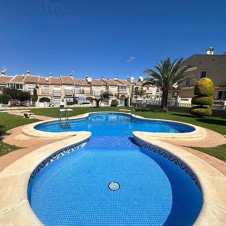 Homely Apartments Royal Torrevieja Exterior photo